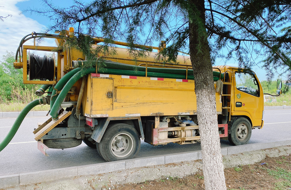 天正和鸣清洗抽粪车
